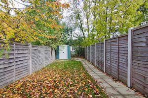 Photo 9- click for photo gallery